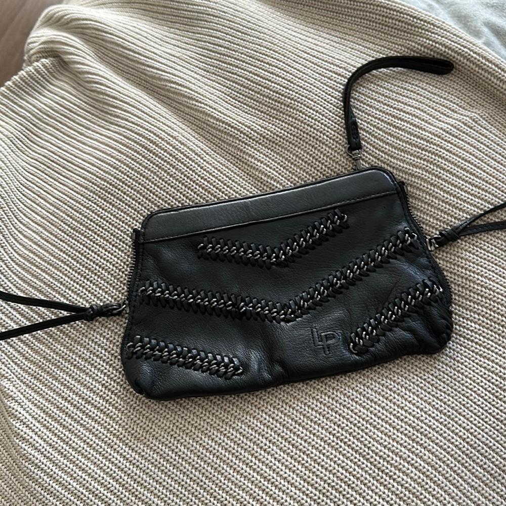 Linea pelle collection clutch